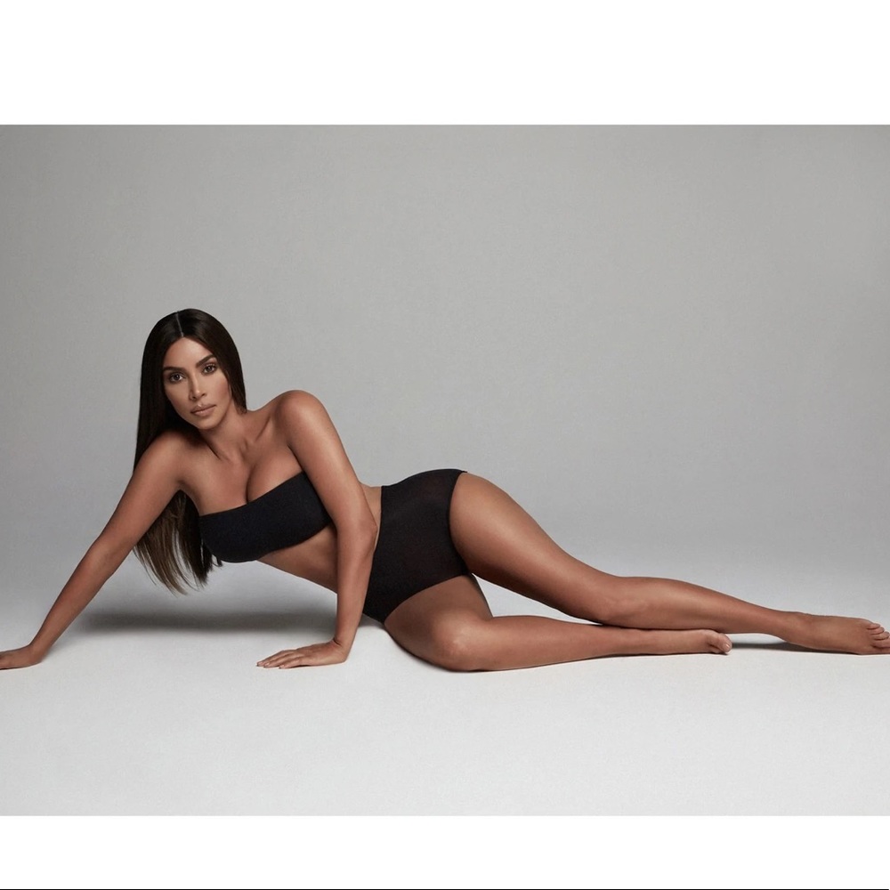 SKIMS Fits Everybody Bandeau Bra